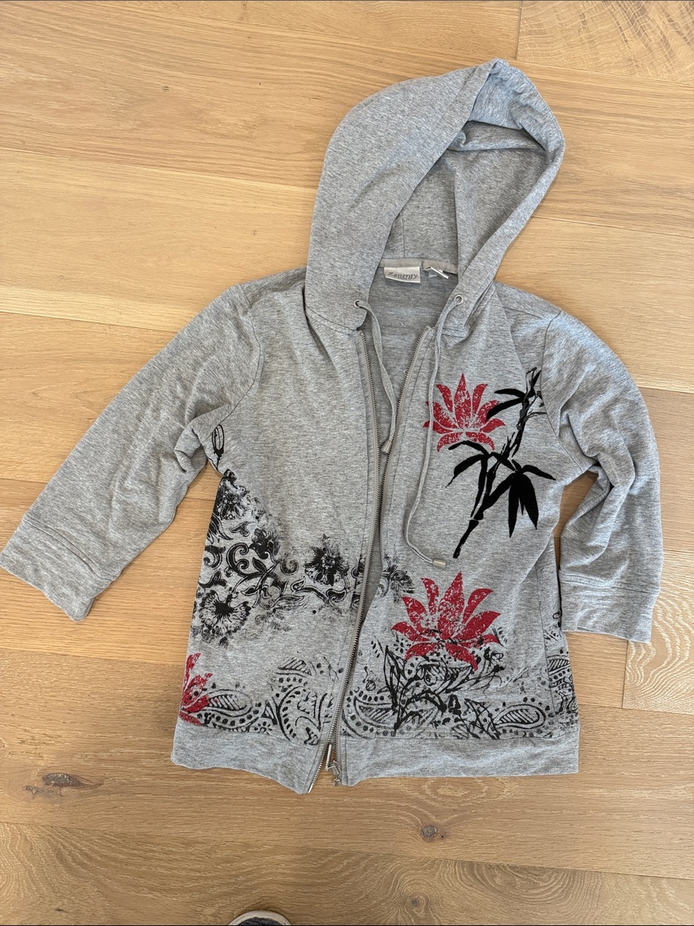 Chico's Zenergy Gray Three Quarter Sleeve Zip Hoodie, Red Floral & Black Print